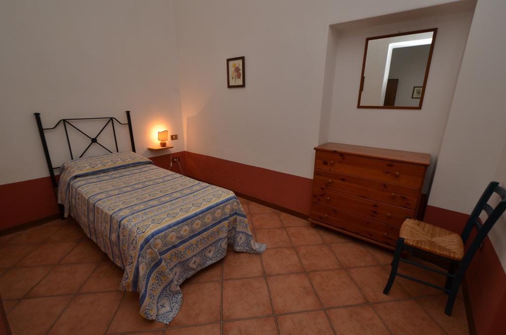 Azienda Agrituristica Allumiere Villa Campiglia Marittima Habitación foto