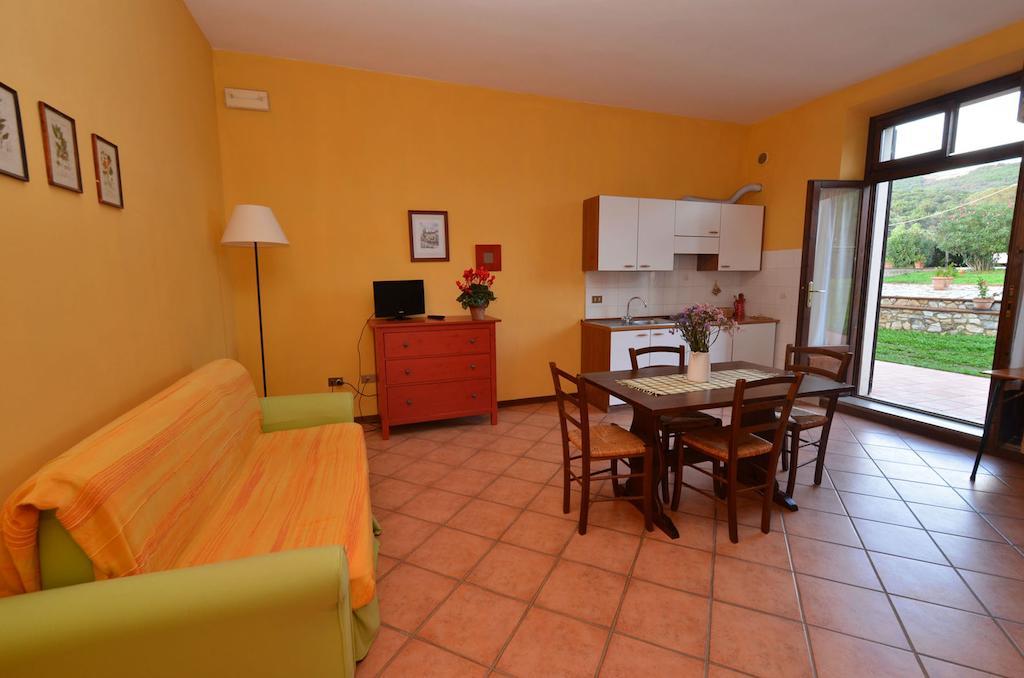 Azienda Agrituristica Allumiere Villa Campiglia Marittima Habitación foto